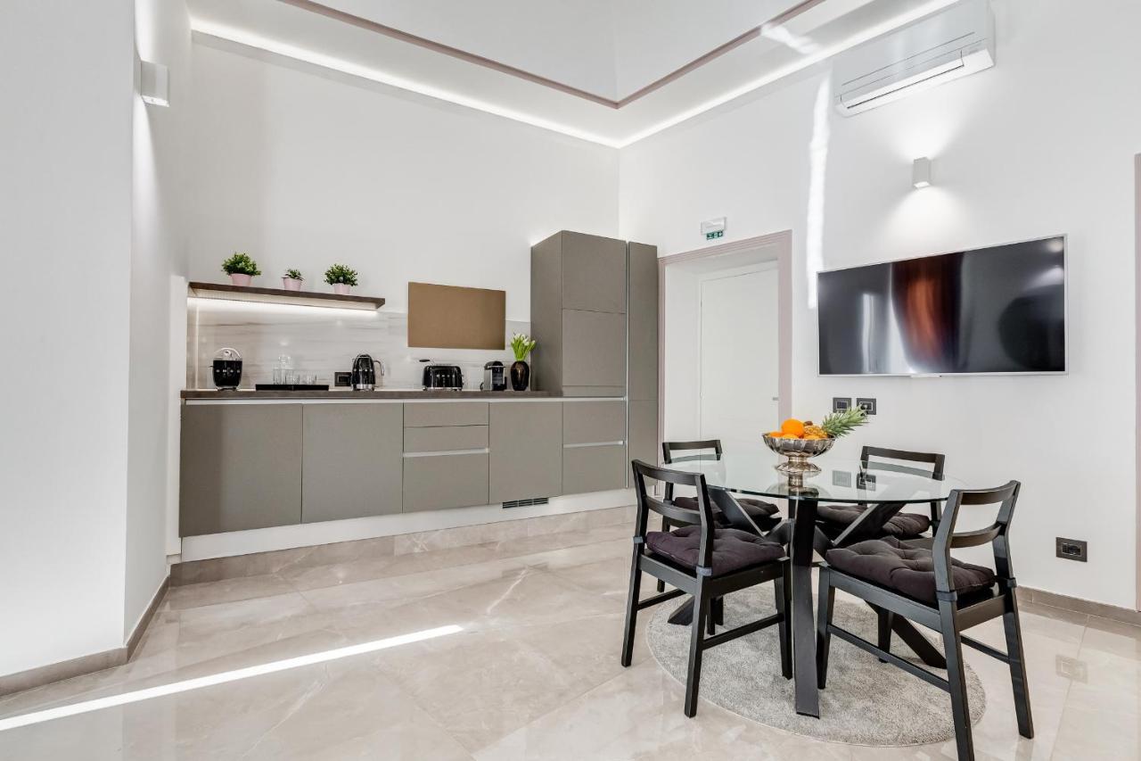 Unoseitre - Luxury Apartment & Suite Rome Exterior photo